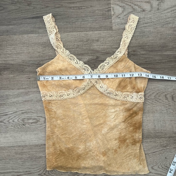 Beautiful Romantic Y2K Lace Cami Vest Top - Picture 9 of 12